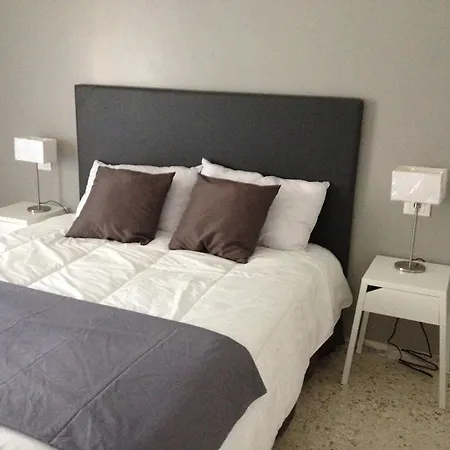 بيت ضيافة Centro206 *